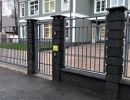 Заборы из наборных блоков